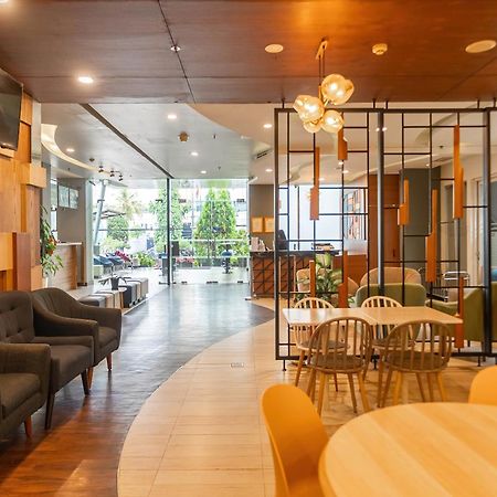 Ibis Budget Bandung Asia Afrika Exterior foto