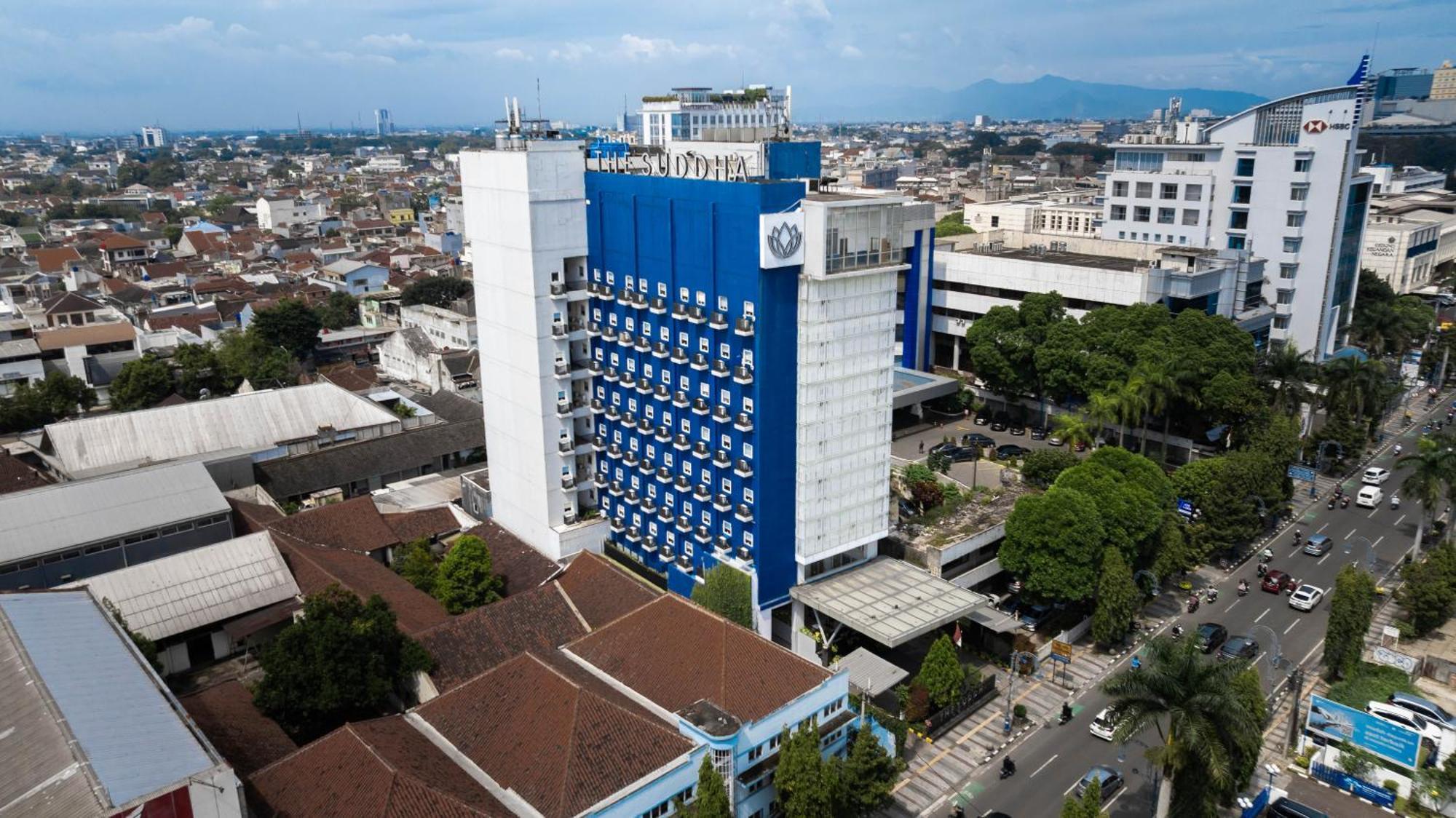 Ibis Budget Bandung Asia Afrika Exterior foto