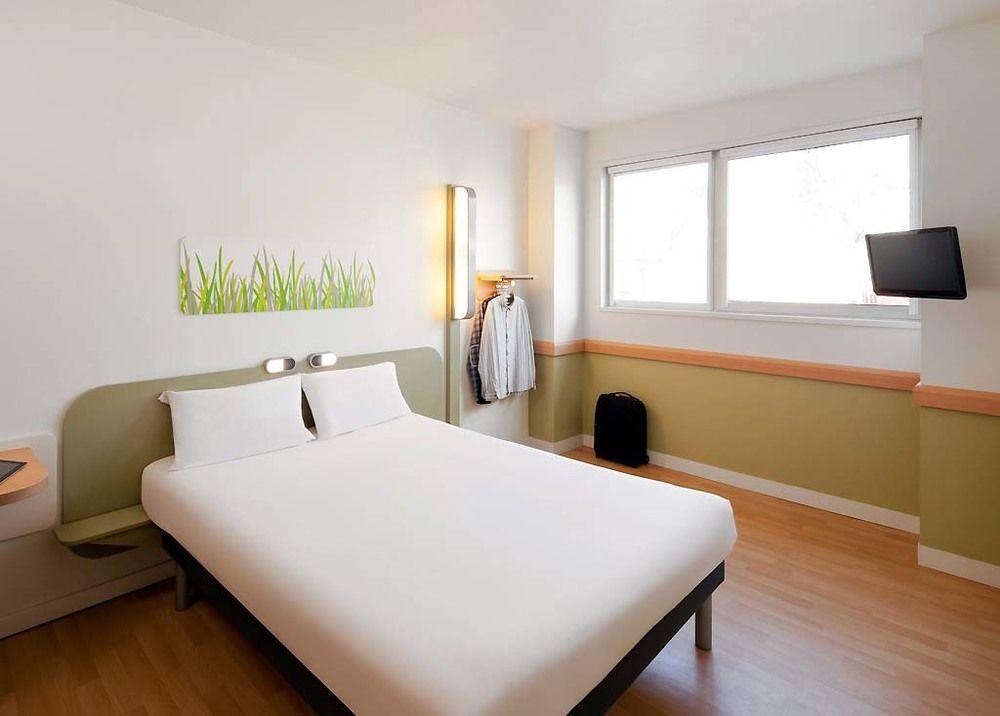 Ibis Budget Bandung Asia Afrika Exterior foto